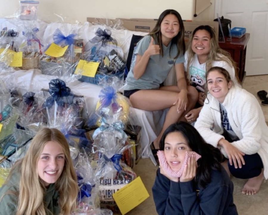The senior class cabinet has been holding fundraisers to raise money for their senior activities such as prom, grad night, etc.
Pictured (from left to right): Audrey Knight, Jenny Kim, Hannah Terrones, Anjel Lazaro, Krystal Jensen.